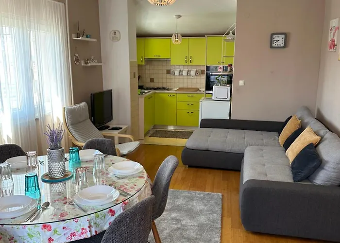 Appartement Rea *** *